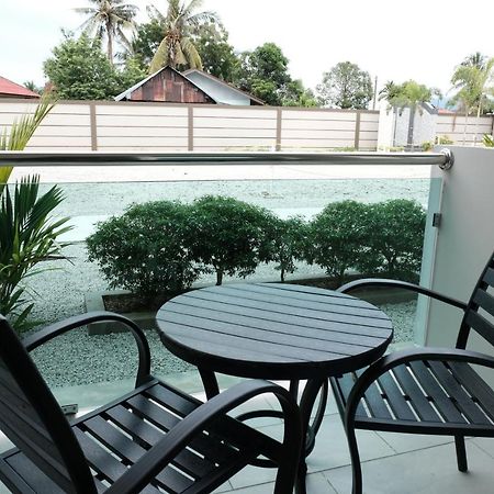Aneeda Inn Pantai Cenang  Exterior foto