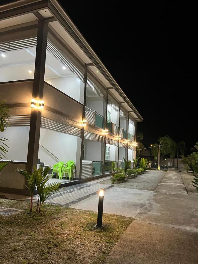 Aneeda Inn Pantai Cenang  Exterior foto