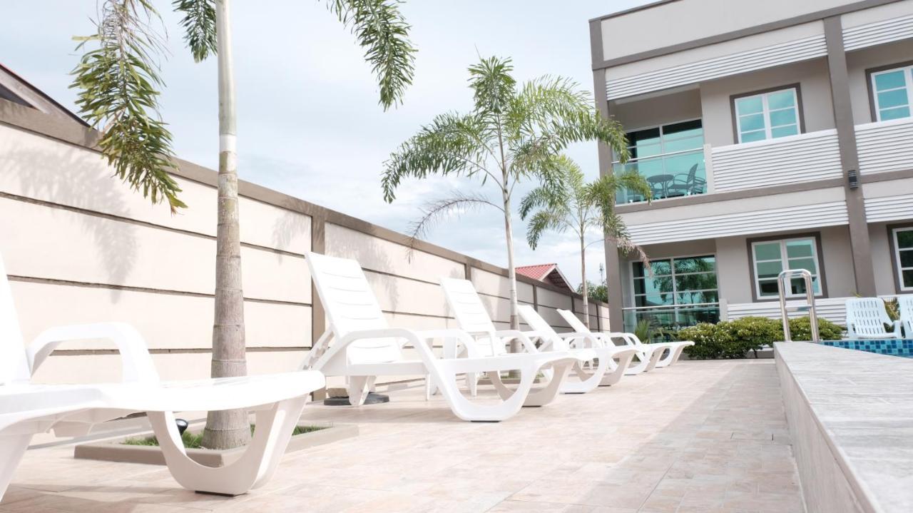 Aneeda Inn Pantai Cenang  Exterior foto